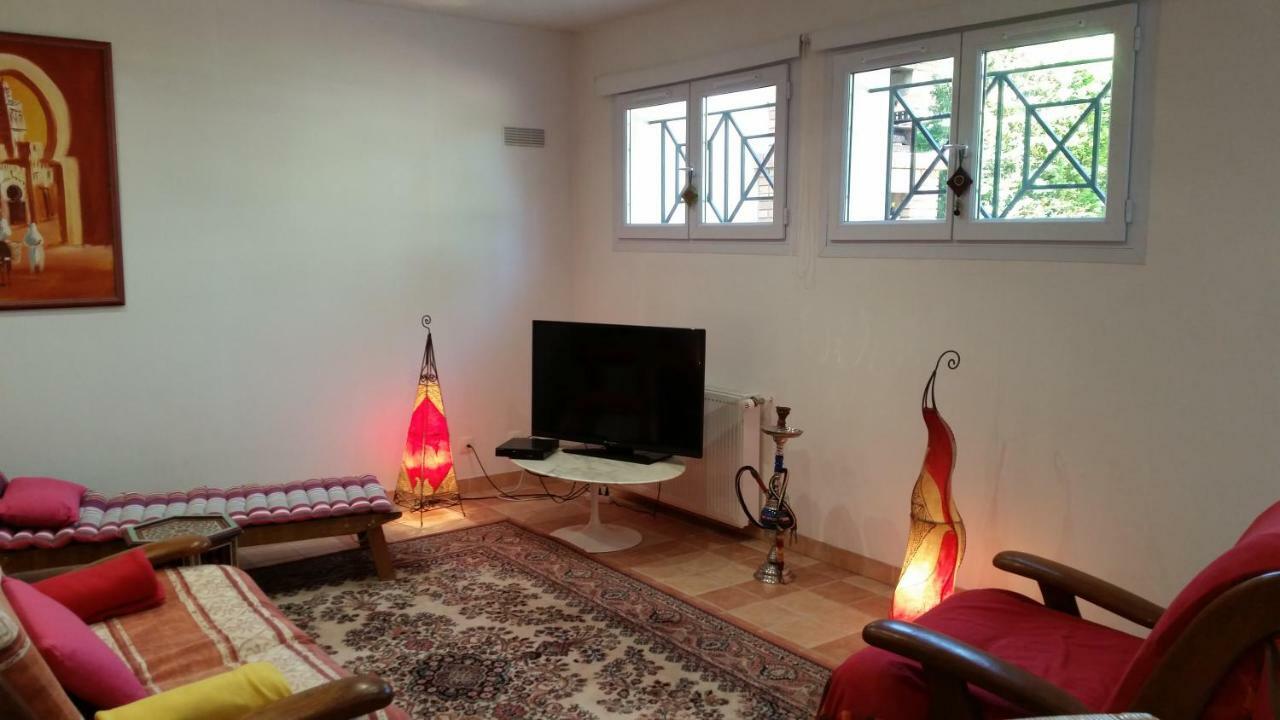 Chambre Avec Jardin Pierre Curie Bry-sur-Marne Eksteriør bilde